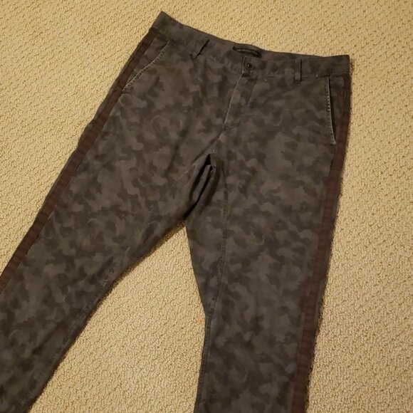 John Varvatos Joggers Camo Men's 31 - Picture 3 of 9